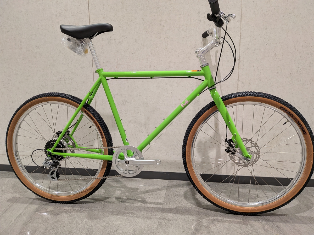 【入荷速報】FUJI BIKE 2026年モデル入荷！クロモリフレームモデルの新色揃ってます♪ | 新宿で自転車をお探しならY's Road 新宿クロスバイク館