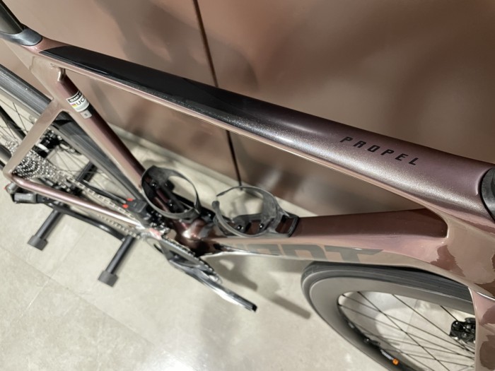 GIANT PROPEL ADV1