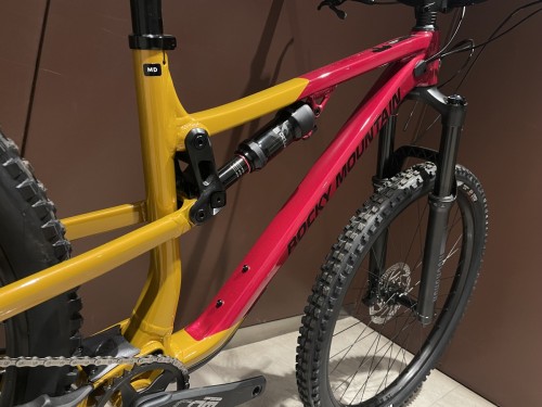 ROCKYMOUNTAIN  INSTINCT A30