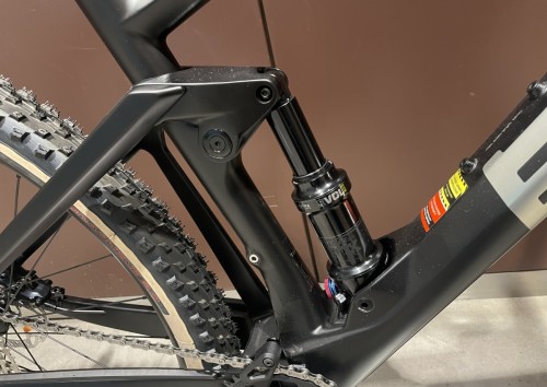 BMC FOURSTLOKE01 THREE