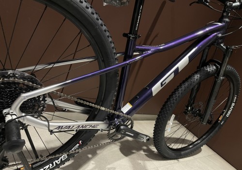 GT AVALANCHE EXPERT V2 29