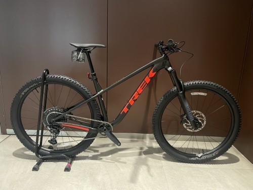 TREK ROSCOE 8