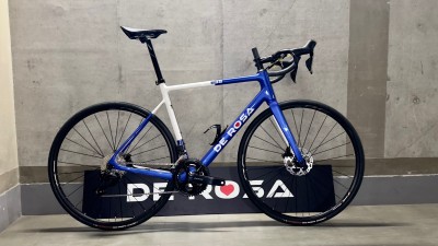 【DE ROSA】105 Di2仕様の限定オールラウンダーが入荷 | 新宿でスポーツサイクル・用品をお探しなら Y's Road 新宿本館