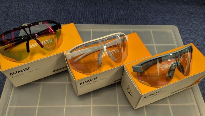 ALT250403_01