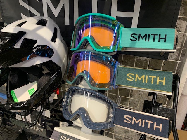 SMITHgoggle-01