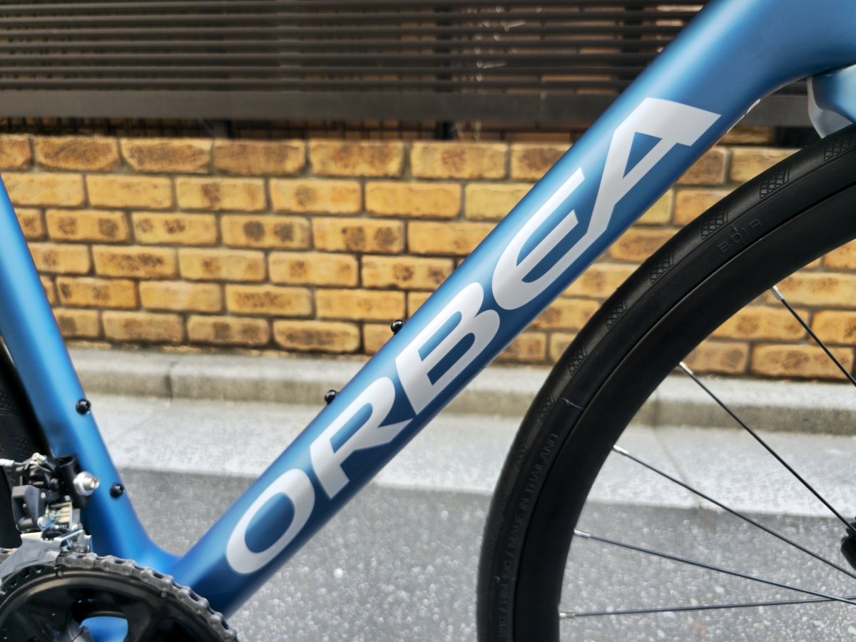 【ORBEA】軽さと走りを追求したオールラウンドバイク「ORCA M30」が上野本館に入荷！！ | 上野、秋葉原、浅草、台東区で自転車をお探しならY's Road 上野本館