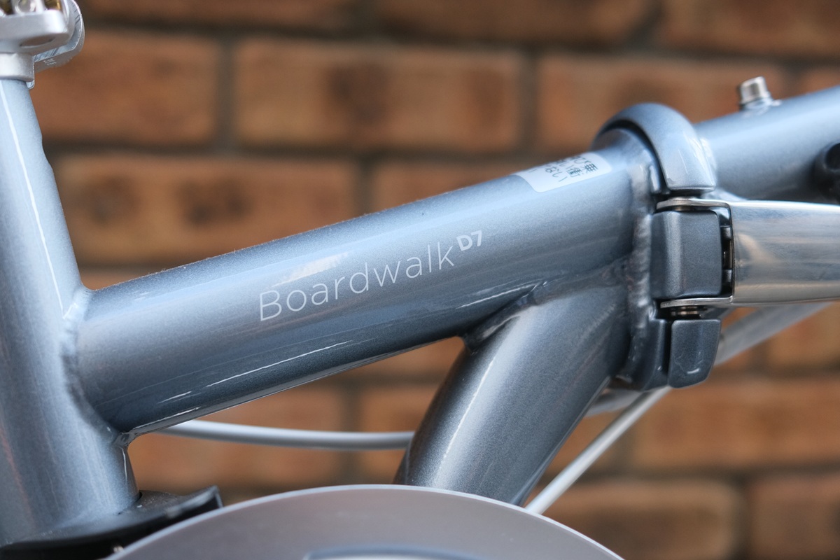 DAHON BOARDWALK D7