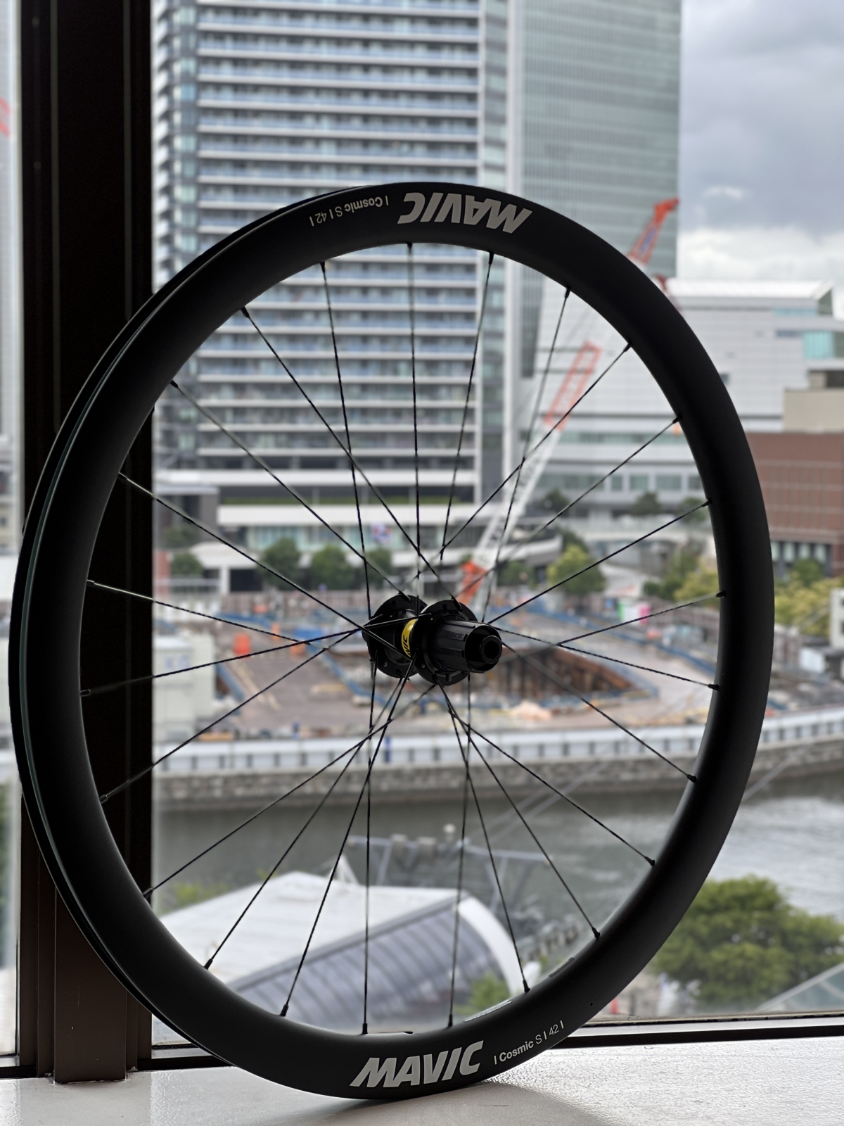 【MAVIC】アンダー20万円で手に入るカーボンホイール！ワイドタイヤを採用しやすいリム内幅21mmとトレンド規格！ | Y's Road 横浜ワールドポーターズ店