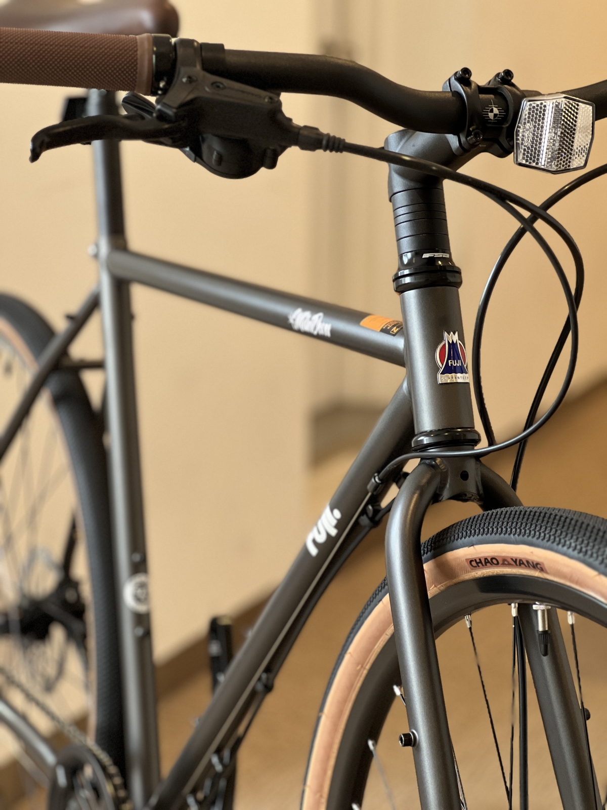 【NEWモデル】FEATHER CX+ FLATの後継機が入荷。「MILESDOVES FLAT」イイ感じです。 | Y's Road 横浜ワールドポーターズ店